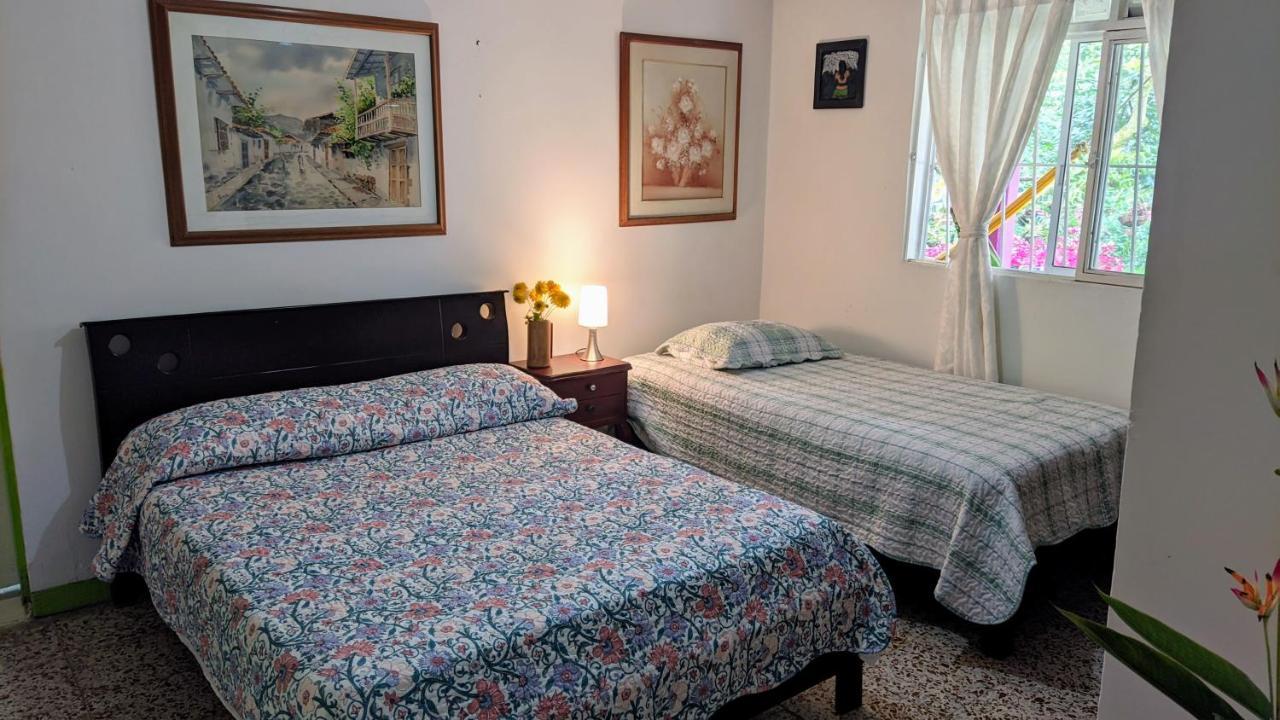 La Acuarela, Posada De La Monita Перейра Екстериор снимка
